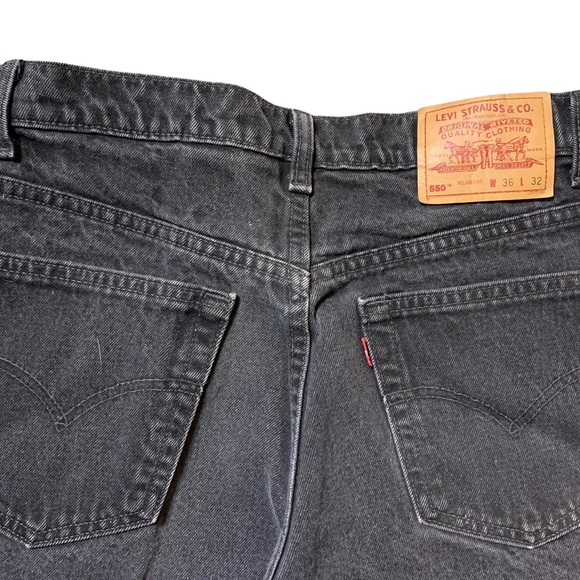 Vintage Levi’s 550 Relaxed Fit Black Denim Jeans - Picture 3 of 4
